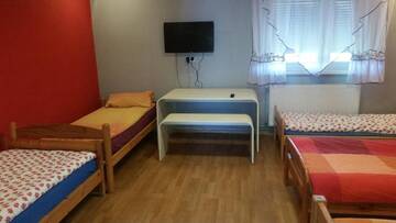 Фото номера Шале Гостевой дом Pokoje Gościnne "U Karola" г. Ścinawa 4